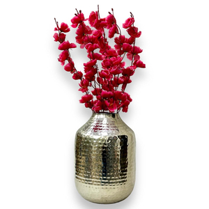 Vase conique en métal doré à motif de feuilles découpées, design luxueux inspiré de la nature, motif de feuilles tropicales complexe et superposé, éléments botaniques - Product Image 6