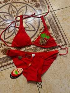 Rojo sensual Nuevo diseño Vestido sexy personalizado para la playa salida audaz con cuentas ropa de playa bikini conjunto listo para usar - Product Image 3