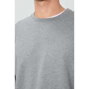 เสื้อสเวตเชิ้ตผู้ชายสีเทาผสมผสาน ผ้าฝ้ายเนื้อนุ่ม ทรงมาตรฐาน-88363 - Product Image 4