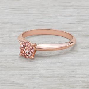 Bague solitaire en diamant cultivé en laboratoire rose taille ronde pour elle Bague sertie de diamants écologiques taille ronde rose faite à la main - Product Image 2