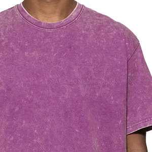 Camiseta para hombre con lavado ácido, tela resistente con ajuste cómodo, ideal para uso casual, estilo urbano y ropa diaria relajada. - Product Image 4