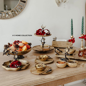 Elegante Tazón para Servir de Varias Secciones en Blanco y Dorado con Asa Floral, Decorativo para Frutos Secos y Decoración de Mesa - Product Image 4