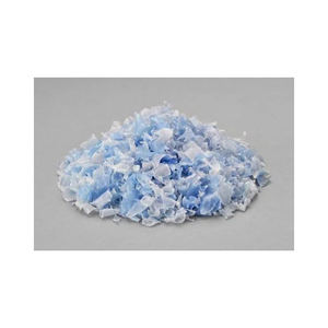 Copos de PET reciclados/Botellas de PET Chatarra de plástico/Gránulos de PET - Product Image 6