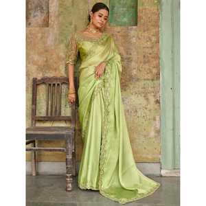 Impresionante Vestido-Sari de Satén Verde Bordado para Festivales con Blusa - Product Image 5
