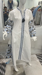 Robe maxi ukrainienne 100% coton tissé, taille naturelle, manches courtes, broderie machine, style simple et décontracté, lavable, avec poches - Product Image 4