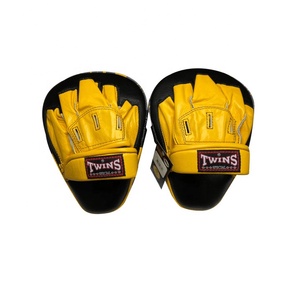 Top Quality Professional Twins Custom Made Breathable <b>Comfortable</b> Leather Punching Pads Custom Logo Focus Mitts for Muay Thai - Product Image 4