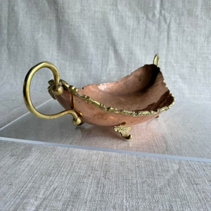 ถาดเสิร์ฟอาหารโลหะคุณภาพดีเยี่ยม ด้านในขัดเงาสีเงิน ด้านนอกขัดลายทองแดงโบราณ ผิวสัมผัสแบบตอก - Product Image 4