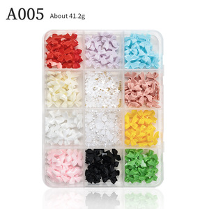 Boîte de 12 Compartiments Kit de Décoration Mignonne 3D en Acrylique pour Nail Art, Ruban en Résine Nœud Papillon, Strass Kawaii à Dos Plat, Fournitures pour Nail Art - Product Image 5