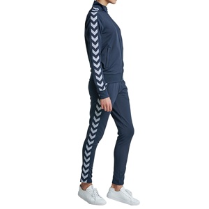 Survêtement fait en laine Offre Spéciale pour femmes nouveauté survêtement respirant femmes survêtement design à rayures sur mesure - Product Image 6