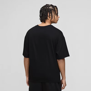 เสื้อยืดผู้ชายไซส์ใหญ่ ผ้าทอ ระบายอากาศดี สวมใส่สบาย แขนสั้น ทรงหลวม ผ้าฝ้าย สตรีทแวร์ เสื้อฤดูร้อน รับผลิตแบบ OEM ODM - Product Image 2