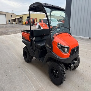 Véhicule utilitaire Kubota RTV5204 à 4 temps et 4 roues motrices avec cabine confortable pour le travail et les loisirs - Certifié EPA, livraison rapide - Product Image 3