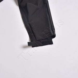 OEM Hombres Unisex Soft Shell Fleece Chaqueta de Invierno Nuevo Diseño Ligero Impermeable Logotipo Personalizable - Product Image 3