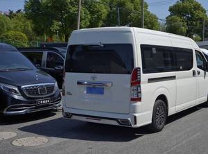 Minibús de Lujo VIP 2024 - Negro - Gris Metálico, Motor Diésel/Gasolina, Volante a la Izquierda, Transmisión Automática, Emisión Euro V, Listo para Exportación - Product Image 5