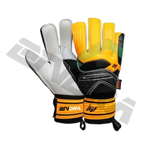 23-24 Copa del Mundo Microfibra Transpirable Flexible Cómodo Amarillo blanco Látex Guantes de portero de fútbol resistentes al desgaste