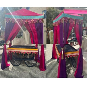 Decoración Mehndi Moderna y Duradera para Exteriores, Stand para Bodas Rehdi con Madera Tratada y Metal, Tamaño Personalizado para Eventos con Temática Árabe - Product Image 1