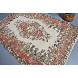 Tapis turc beige et rouge vintage 5.5x8.5 pieds en laine de 10mm d'épaisseur avec support en latex Style Tabriz nouveau pour salon ou couloir - Product Image 4