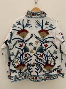 Suzani ปลอกผ้านวมปักลายดอกไม้เสื้อโค้ท suzani ทำด้วยมือสำหรับผู้หญิง - Product Image 4