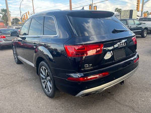 รถยนต์มือสองคุณภาพดีราคาประหยัด ปี 2017 ออดี้ Q7 3.0T พวงมาลัยซ้าย - Product Image 3