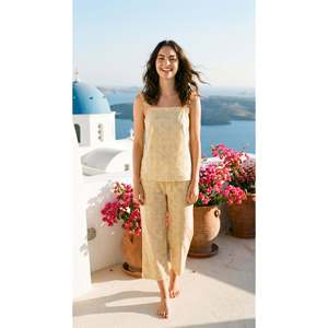Ensemble Capri en tissu doux de qualité supérieure pour femmes - Combinaison de nuit respirante imprimée par Evolove X Venus - Product Image 2