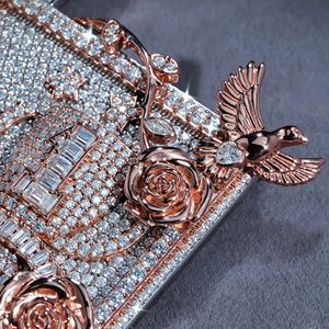 Elegante colgante de Hip Hop con detalles de oro rosa, moissanita de Plata de Ley 925, diamantes redondos de corte brillante con claridad VVS - Product Image 2