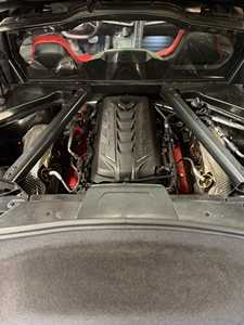 Corvette Stingray Coupé 2024 ~6,100 Millas, Motor V8 de 6.2 Litros, Paquete de Rendimiento Z51 - Product Image 5