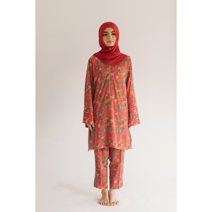 Conjuntos de Mujer Fiery Fusion, Atuendo de Moda Atrevido y Vibrante - Product Image 4