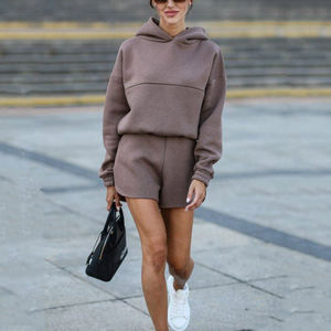 Sweat à capuche en coton personnalisé de haute qualité pour femme, avec logo sur le devant, en polaire à séchage rapide, ensemble de survêtement décontracté deux pièces - Product Image 4