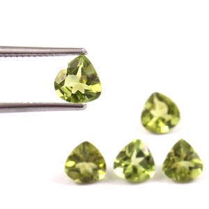 4X4 AAA + qualité péridot naturel coupe à facettes coupe vert pierre précieuse en vrac à la main semi-précieux fabrication de bijoux 7 Mohs lot de gros - Product Image 2