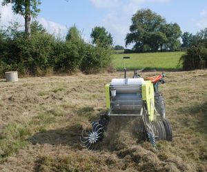 Top Quality <b>Walking</b> Tractor Straw Baler Hay Baler <b>Machine</b> For Grass For Sale At Best Price - Product Image 1