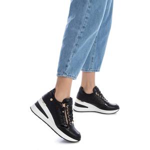 Sneakers Leggere da Donna XTI - Perfette per Camminare - Disponibili in Diversi Colori - Product Image 2