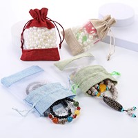 Sacs cadeaux décoratifs en toile de jute avec cordon de serrage et fenêtre transparente, pochettes à bijoux pour Noël, mariage, cosmétiques, collations et cadeaux.