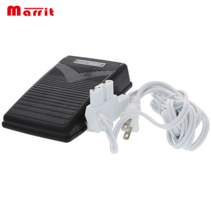 # Control de Pedal y Cable FCD-325.213.14 110/120V para BERNINA - Product Image 1