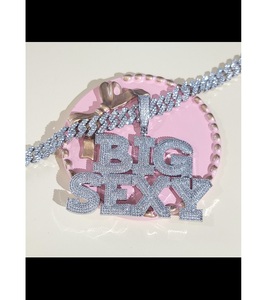 Colgante Atemporal de Plata 925 Bañado en Oro Rosa Estilo Hip Hop para Hombre con Acabado Liso y Brillo Radiante para Fiestas, de la India - Product Image 3