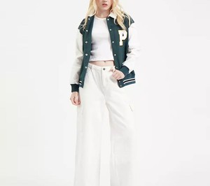 Veste universitaire la plus vendue Streetwear décontracté pour femmes, veste universitaire sur mesure très demandée, vente en gros de conception OEM - Product Image 5