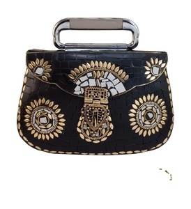 กระเป๋าถือโลหะผู้หญิง,ทำด้วยมือทองเหลืองสไตล์อินเดียโมเสคสำหรับงานปาร์ตี้ตอนเย็น - Product Image 1