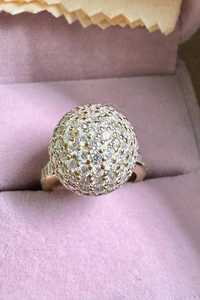 Bague de fiançailles en diamant de laboratoire sur mesure, coupe unique, or jaune 14 carats, ailes fines, design unique, unisexe, cadeau de fête - Product Image 4