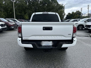 Toyota Tundra 2023 TRD Sport Doble Cabina FWD Automática con Llantas de Aleación, Asientos de Cuero, Navegación, Asientos con Calefacción y Arranque Remoto - Product Image 6