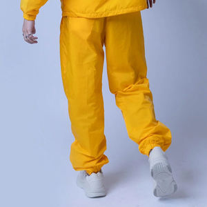 ชุดวอร์มสองชิ้นระบายอากาศได้ดีผ้าไนลอนสีพื้นลำลองสำหรับฤดูหนาวของผู้ชายชุดออกกำลังกายสำหรับยิมและวิ่ง - Product Image 5