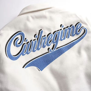 เสื้อแจ็คเก็ตเบสบอลปักลายเชนิลล์ทรงโอเวอร์ไซส์สำหรับผู้ชาย พร้อมปกพับลง สไตล์วาร์ซิตี้แฟชั่นแบบนักศึกษา - Product Image 3