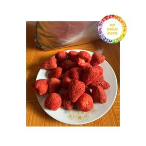 Fresas liofilizadas de alta calidad, piezas enteras, bocadillo de fruta crujiente con sabor natural adecuado para exportación y pedido a granel - Product Image 4
