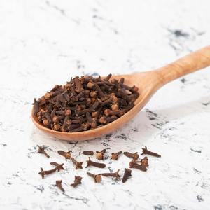 กานพลูธรรมชาติสดทั้งเครื่องเทศมีกลิ่นหอมสูงกานพลูพรีเมี่ยมขายสำหรับผู้ซื้อจำนวนมาก - Product Image 3