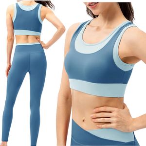 Ensemble de yoga deux pièces en tissu intelligent, de qualité supérieure, confortable, respirant, léger, à séchage rapide, à carreaux, extensible dans quatre directions - Product Image 1