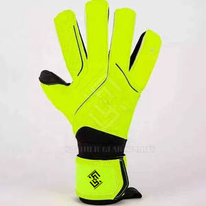 Gants de gardien de but personnalisés de haute qualité en latex antidérapant avec fermeture à crochets et boucles, ajustement moyen - Product Image 3