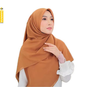 ผ้าพันคอโพลีเอสเตอร์ลายตารางสำหรับฤดูร้อน ผ้าคลุมไหล่ลายตาราง ผ้าคลุมศีรษะมุสลิม ระบายอากาศดี ดีไซน์ RTS ขายส่งสำหรับผู้ชายในสหราชอาณาจักร - Product Image 1