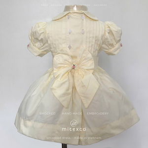 Ensemble de robes évasées pour filles en coton doux, design personnalisé, fabriqué au Vietnam par MITEXCO, un fournisseur de confiance. - Product Image 2