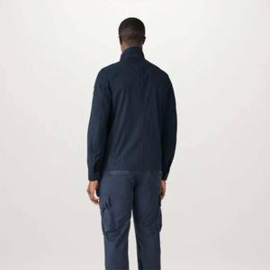 Cómoda Chaqueta de algodón de nailon para hombre: tela transpirable, duradera y perfecta para todas las estaciones - Product Image 2