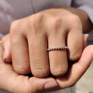 Anillo de boda con diamante cultivado en laboratorio de corte redondo de 0.50 quilates con engaste de púas para mujer, en oro de 10K/14K/18K /PT950 /S925 - Product Image 3