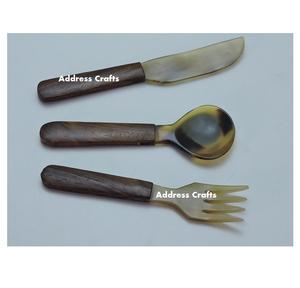 Ensemble de couverts en corne de buffle avec logo gravé personnalisé vaisselle de première qualité outils de coutellerie faits à la main à un prix raisonnable - Product Image 6