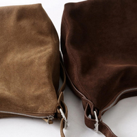 Sac fourre-tout en daim à sangle réglable marron foncé sac à main en cuir véritable sac à bandoulière minimal fait à la main grande capacité sac à main Vintage