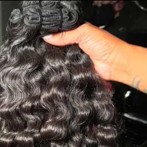 Extensions de cheveux indiens Remy bouclés, tissage double machine, cheveux humains vierges bruts, cuticules alignées, lisses comme des baguettes, double épaisseur - Product Image 1